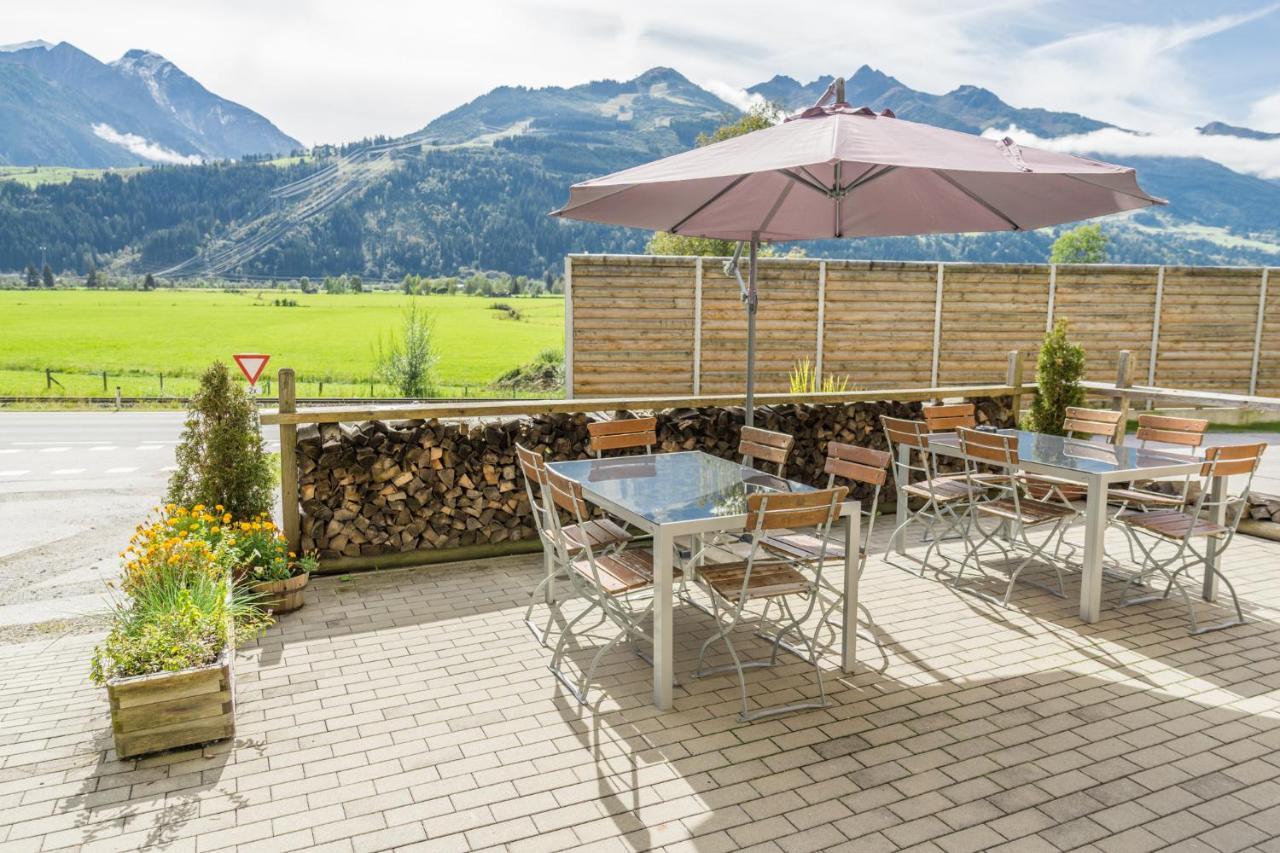Praga Apartments & Restaurant Zell Am See-Kaprun Piesendorf Extérieur photo